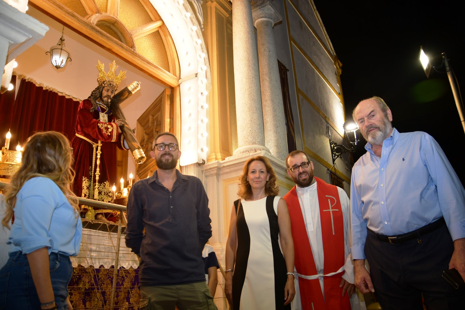 Ofrenda de Claveles Festividad de El Cristo en Almadén 2.016